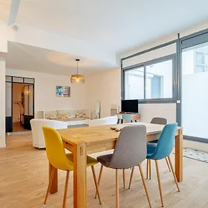 - Proche Ste Anne Appartement